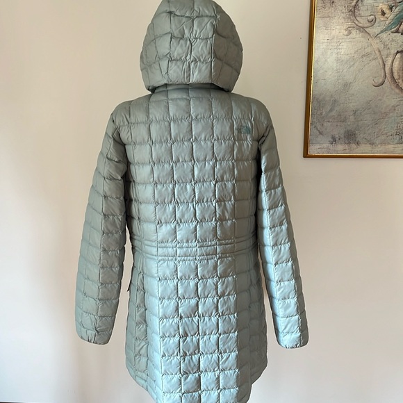 New! The North Face Thermoball Eco Quilted Hooded Parka~Large ~Silver Blue - Picture 6 of 16